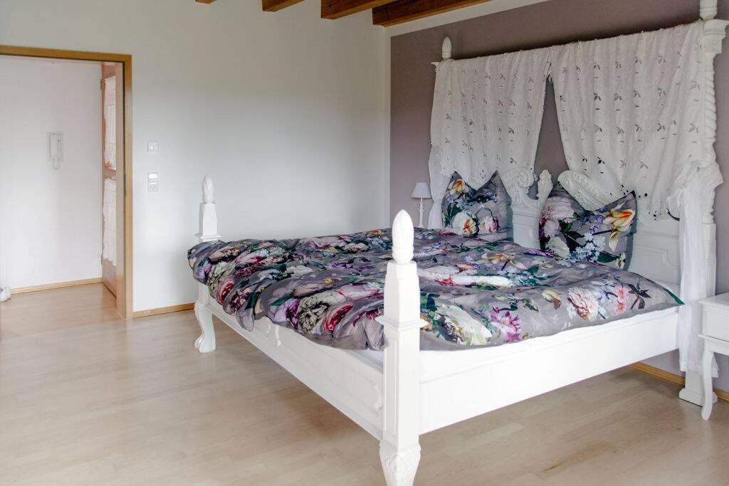 4-Zimmer-Ferienwohnung Waldbluemle Dobel Ngoại thất bức ảnh